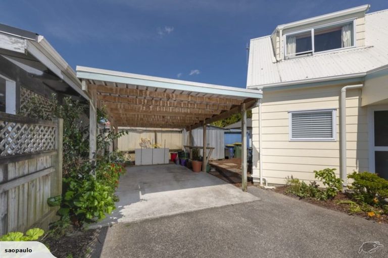 Photo of property in 1/105 Glendale Road, Glen Eden, Auckland, 0602