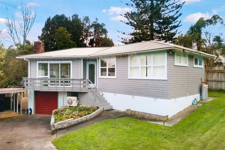 Photo of property in 53 Chorley Avenue, Massey, Auckland, 0614