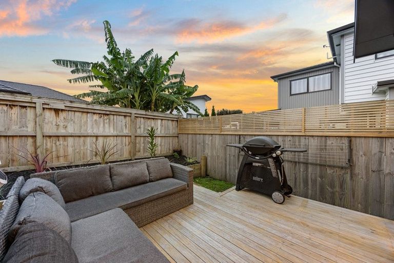 Photo of property in 7 Patrick Rice Drive, Swanson, Auckland, 0614