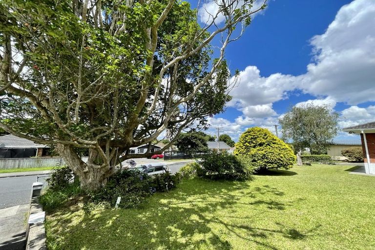 Photo of property in 1/20 Kelvyn Grove, Hillpark, Auckland, 2102