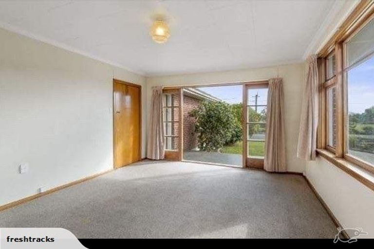 Photo of property in 66 Pembroke Street, Avondale, Christchurch, 8061