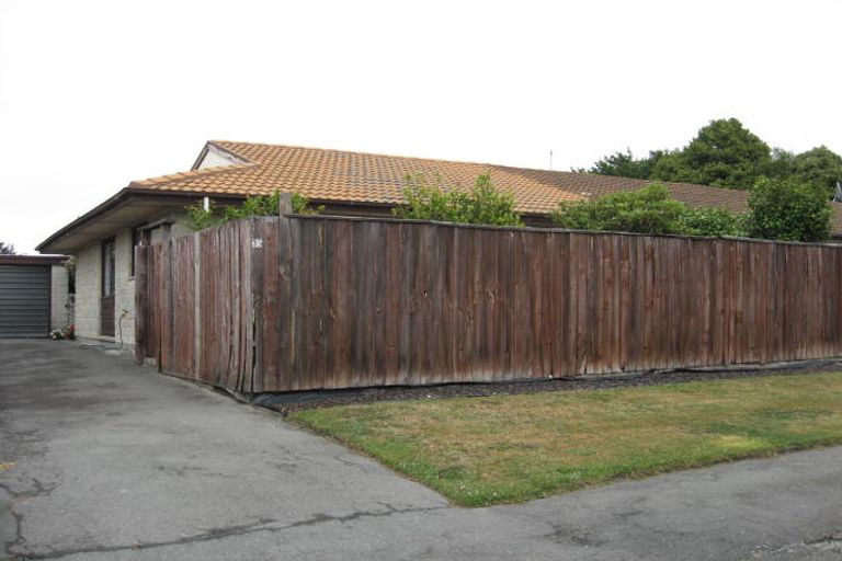 Photo of property in 35 Bowen Street, Upper Riccarton, Christchurch, 8041