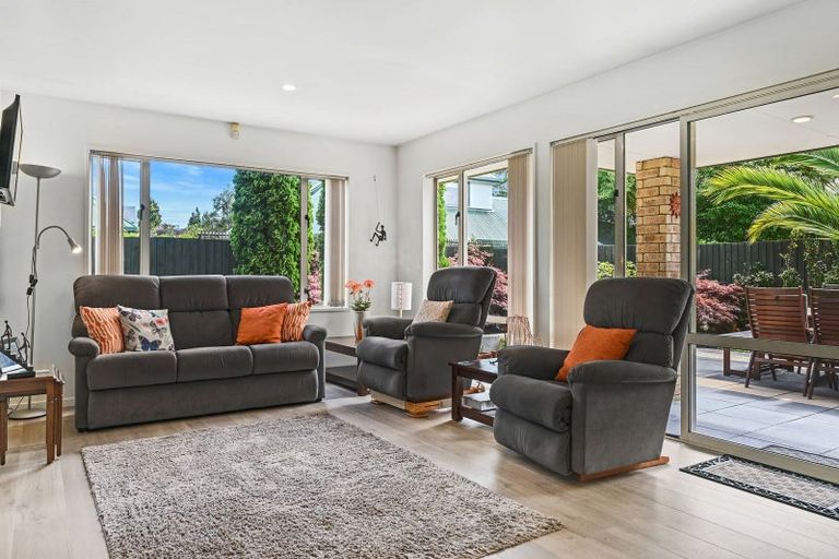 Photo of property in 106a Roydvale Avenue, Burnside, Christchurch, 8053
