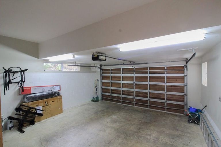 Photo of property in 10 Nepal Place, Khandallah, Wellington, 6035