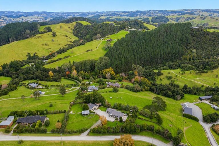 Photo of property in 103 Zanders Road, Helensville, Waimauku, 0882