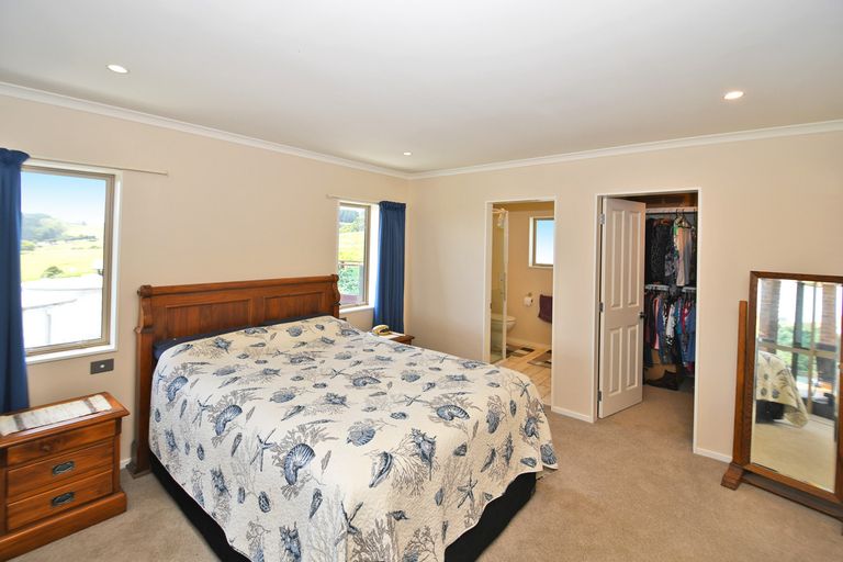 Photo of property in 66 Manu Drive, Kaiwaka, 0573