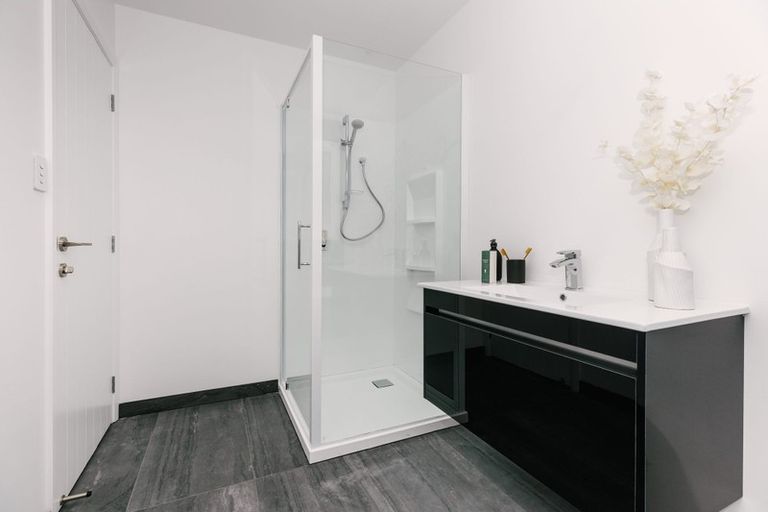 Photo of property in 42 Freedom Drive, Kelvin Grove, Palmerston North, 4414