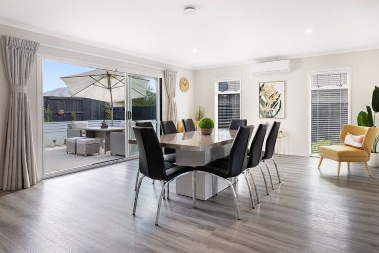 Photo of property in 93 Puhirake Crescent, Pyes Pa, Tauranga, 3112