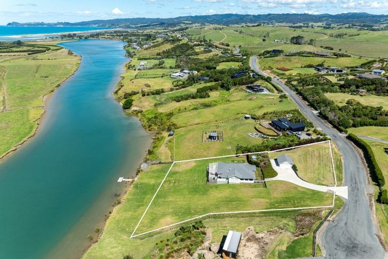 Photo of property in 92 Flagstaff Terrace, Waipu, 0582