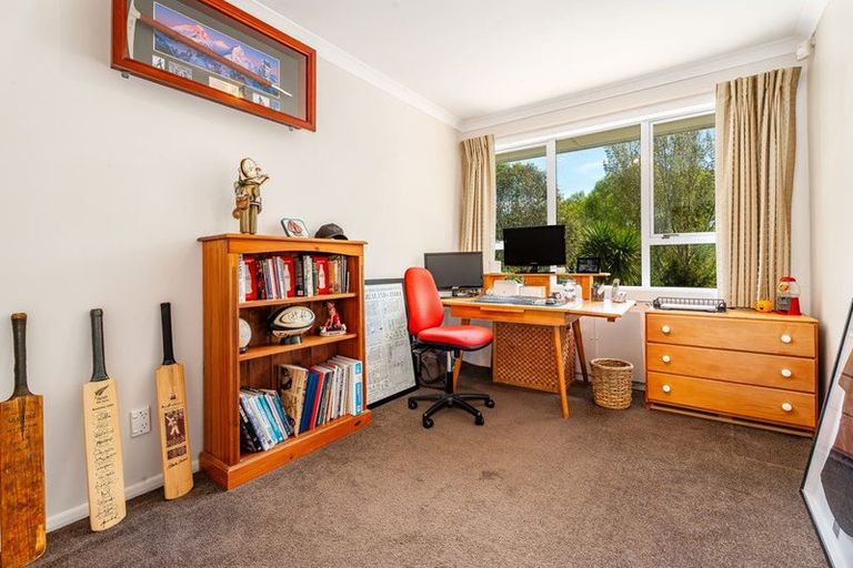 Photo of property in 52 Katherine Mansfield Drive, Whitemans Valley, Upper Hutt, 5371