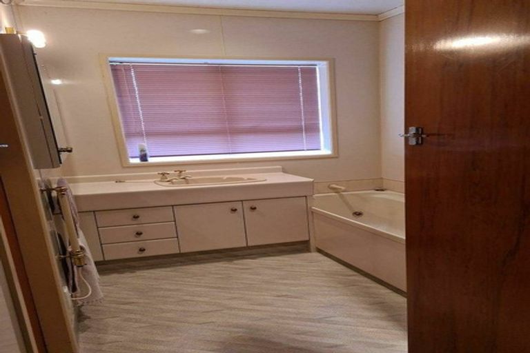 Photo of property in 35 Haultain Street, Fairfield, Hamilton, 3214