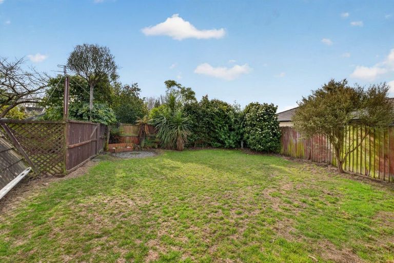 Photo of property in 97b Johns Road, Northwood, Christchurch, 8051