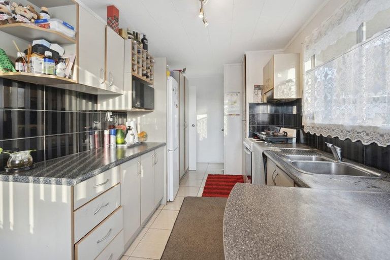 Photo of property in 29 Othello Drive, Clover Park, Auckland, 2023