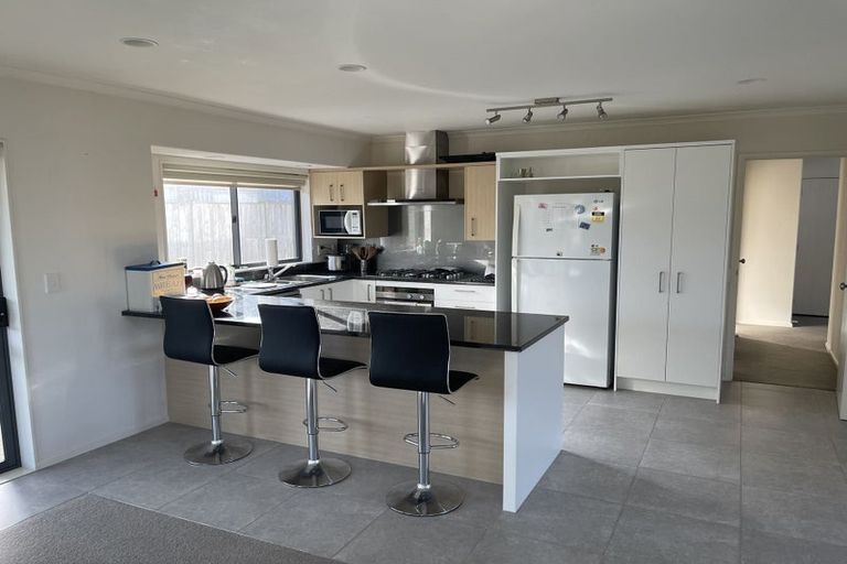 Photo of property in 2 Beros Place, Flat Bush, Auckland, 2016