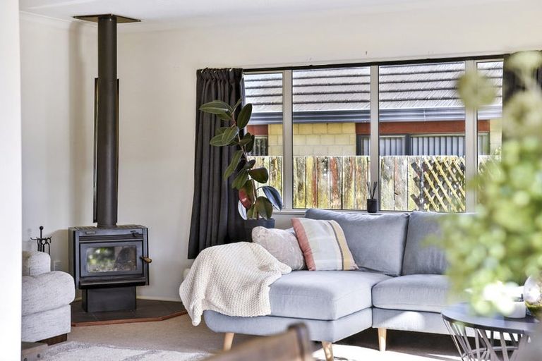 Photo of property in 114d Arawhata Road, Paraparaumu, 5032