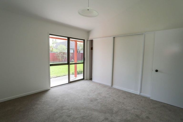 Photo of property in 1/17 Scotston Avenue, St Albans, Christchurch, 8052