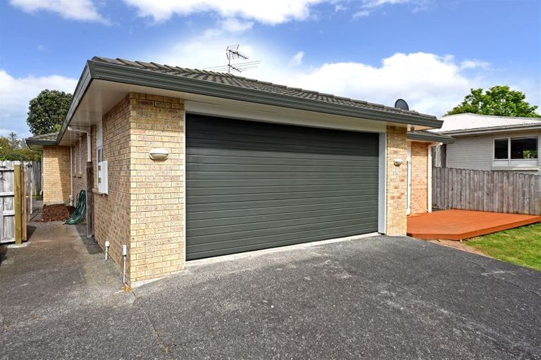 Photo of property in 2/23a Hill Road, Manurewa, Auckland, 2102