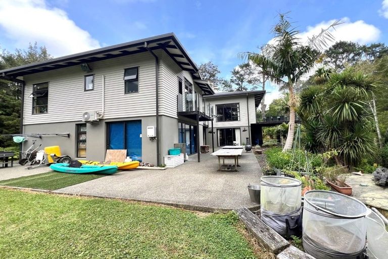 Photo of property in 77 Paremoremo Road, Lucas Heights, Auckland, 0632