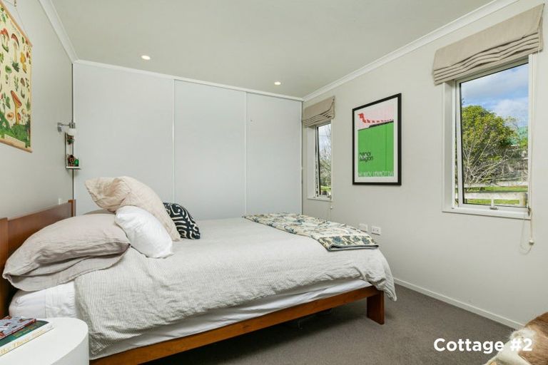 Photo of property in 76 Muriwai Road, Muriwai, 0881