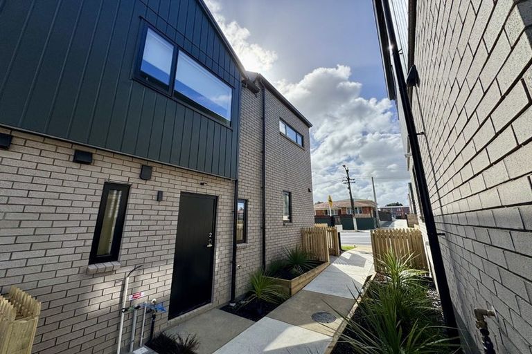 Photo of property in 2/265 Great South Road, Manurewa, Auckland, 2102