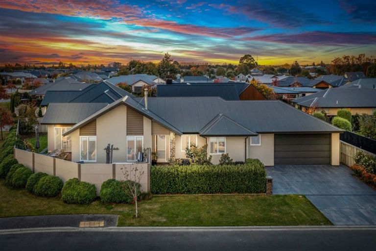 Photo of property in 1 Merlewood Road, Prebbleton, 7604