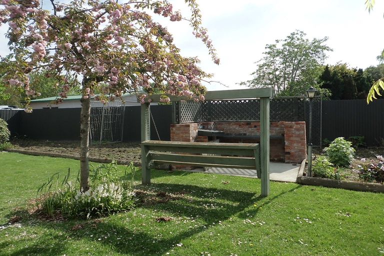 Photo of property in 75 Wilkin Street, Temuka, 7920