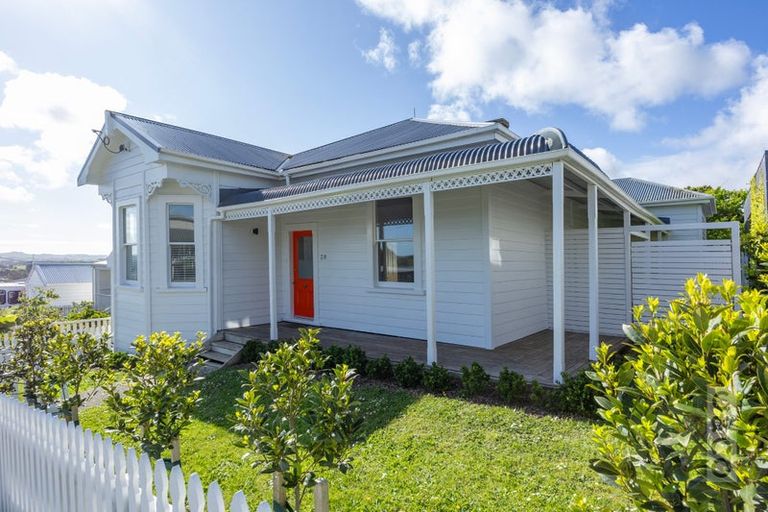 Photo of property in 28 Rata Street, Helensville, 0800