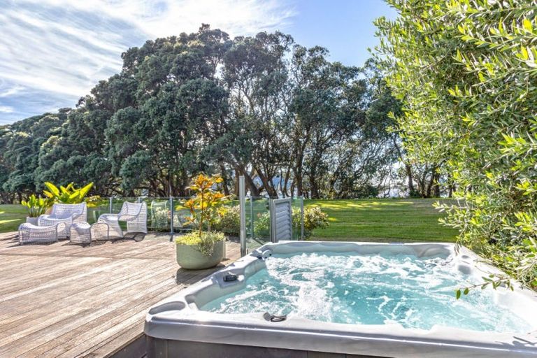 Photo of property in 113 Moana Anu Anu Avenue, Whangamata, 3620