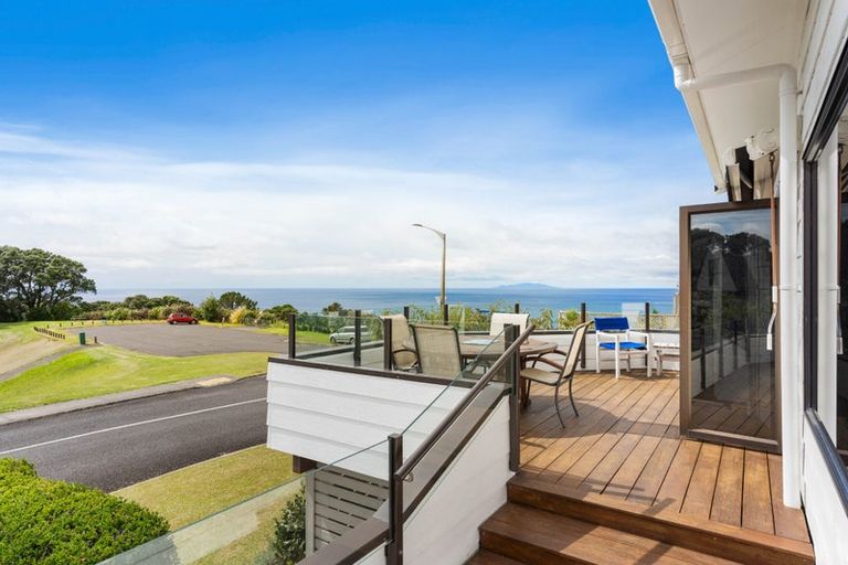 Photo of property in 400 Onemana Drive, Onemana, Whangamata, 3691