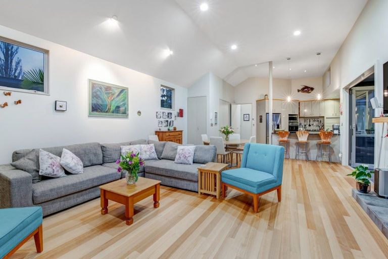 Photo of property in 12 Ardlui Avenue, Manly, Whangaparaoa, 0930