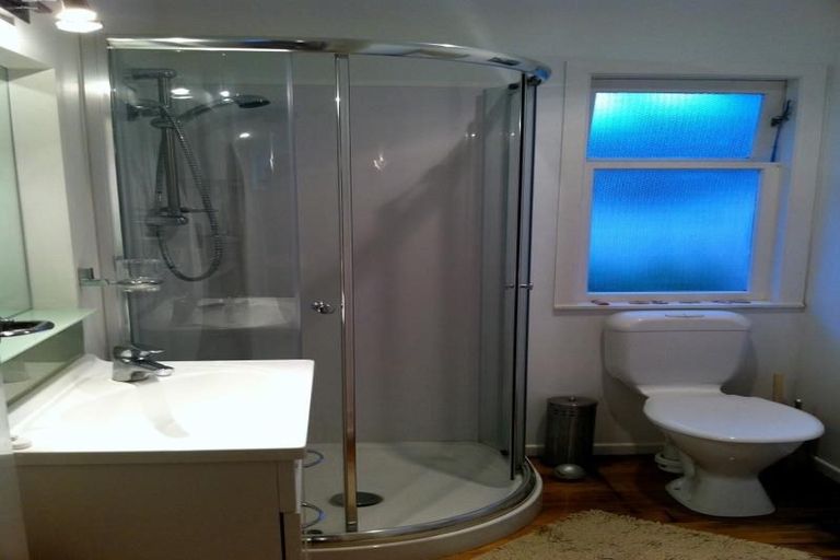 Photo of property in 1/12a Sanders Avenue, Takapuna, Auckland, 0622