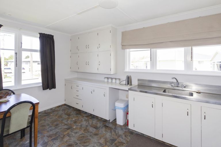 Photo of property in 8 Milner Street, Oamaru North, Oamaru, 9400