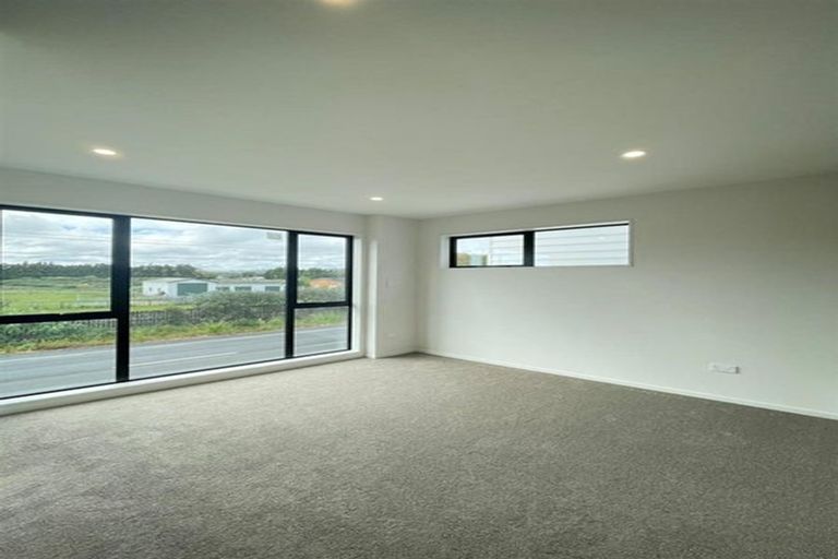 Photo of property in 36 Survila Street, Papakura, 2110