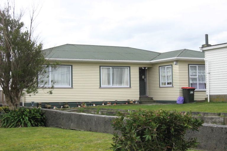Photo of property in 29 Nelson Crescent, Wainuiomata, Lower Hutt, 5014