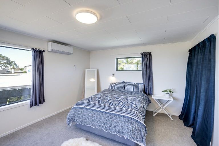 Photo of property in 63 Le Quesne Road, Bay View, Napier, 4104