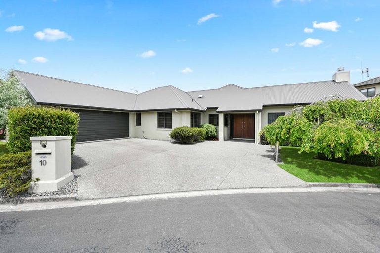 Photo of property in 10 Aspen Court, Huntington, Hamilton, 3210