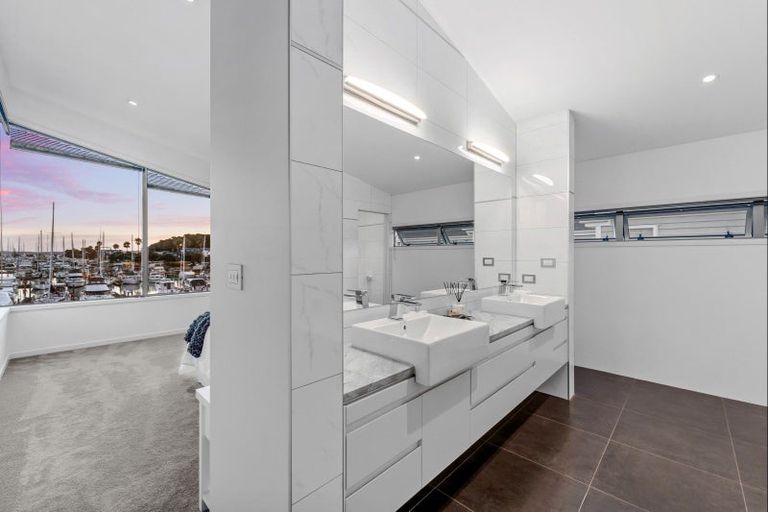 Photo of property in 26 Rue D' Amarres, Gulf Harbour, Whangaparaoa, 0930