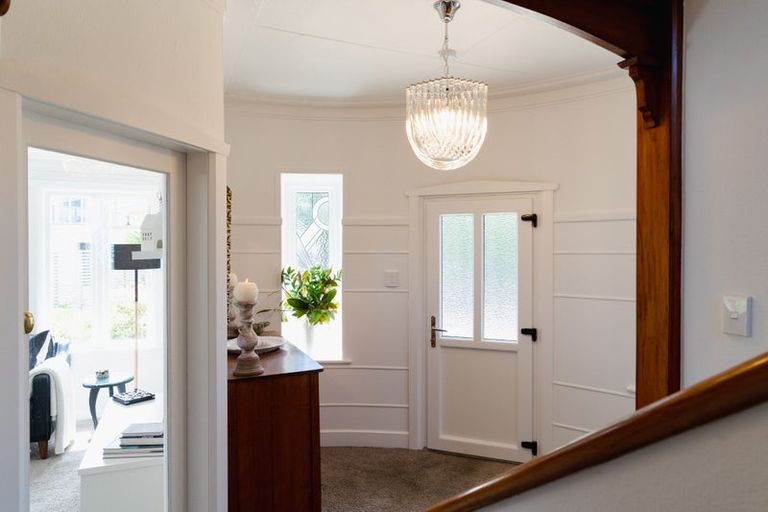 Photo of property in 10 Cliffs Road, Saint Clair, Dunedin, 9012