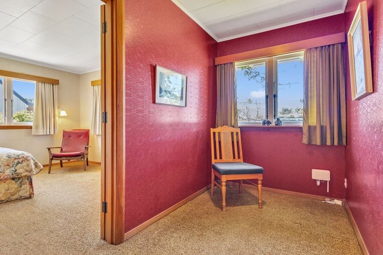 Photo of property in 36 Airini Road, Waimarama, Havelock North, 4294