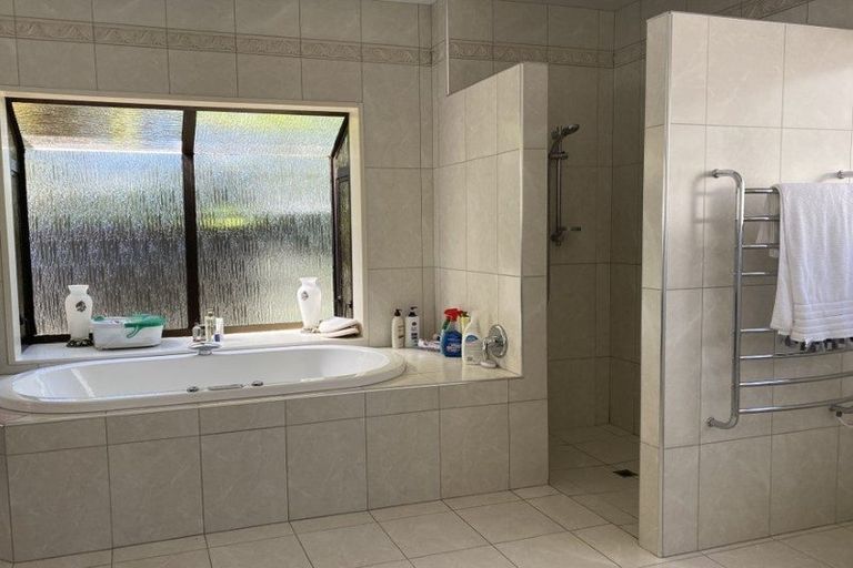 Photo of property in 18 Corrondella Grove, Belmont, Lower Hutt, 5010