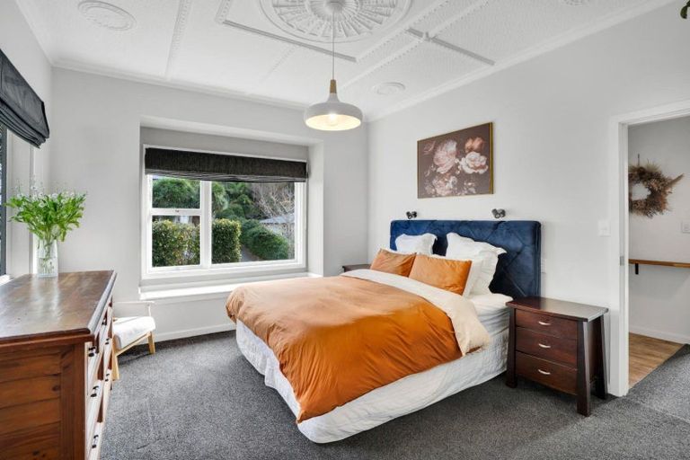 Photo of property in 15 Bracken Street, New Plymouth, 4310