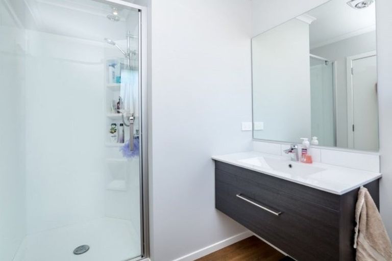 Photo of property in 4 Tarata Grove, Lansdowne, Masterton, 5810