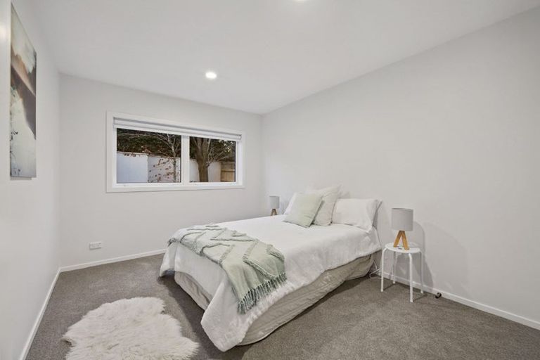 Photo of property in 352 East Coast Road, Sunnynook, Auckland, 0630