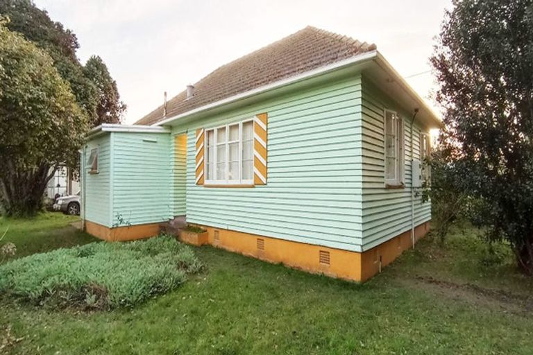 Photo of property in 2 Brian Avenue, Wairoa, 4108