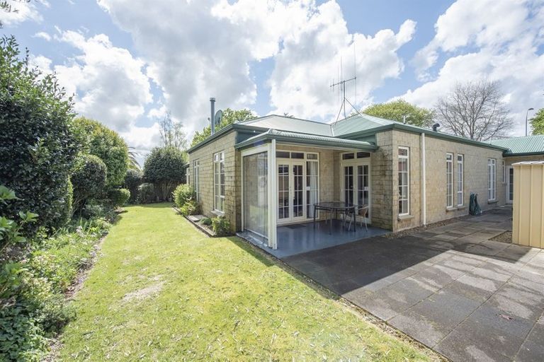 Photo of property in 87 Carlyle Street, Leamington, Cambridge, 3432