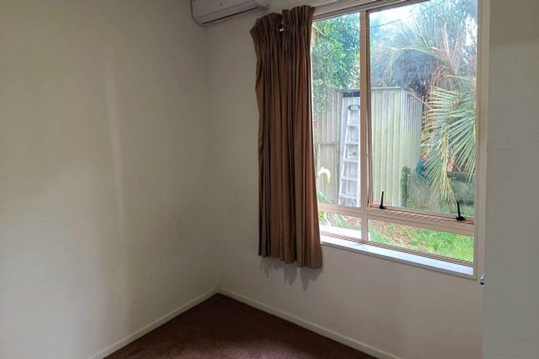 Photo of property in 1/149a Glengarry Road, Glen Eden, Auckland, 0602