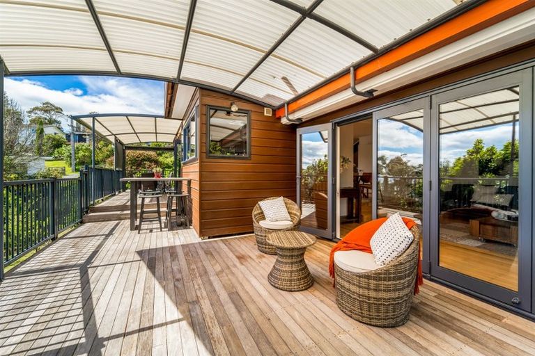 Photo of property in 118 Stanmore Bay Road, Stanmore Bay, Whangaparaoa, 0932