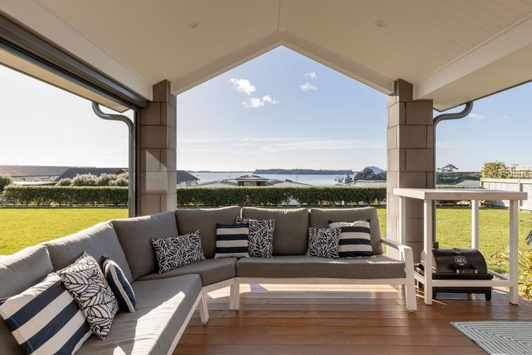 Photo of property in 5 Wairere Rise, Omokoroa, 3114