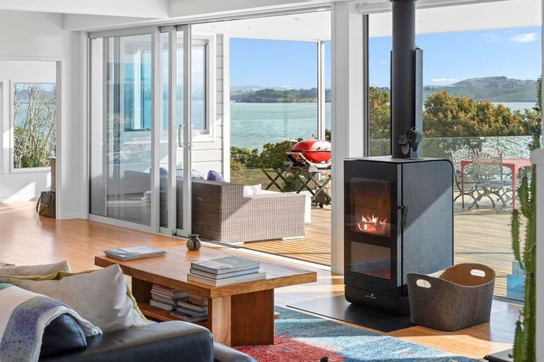 Photo of property in 1 Munro Street, Onerahi, Whangarei, 0110