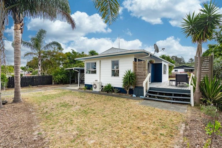 Photo of property in 8 Kuparu Place, Ruakaka, 0116